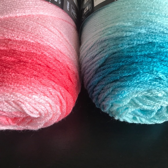red Heart Super Saver Ombre Duo - Picture 2 of 7